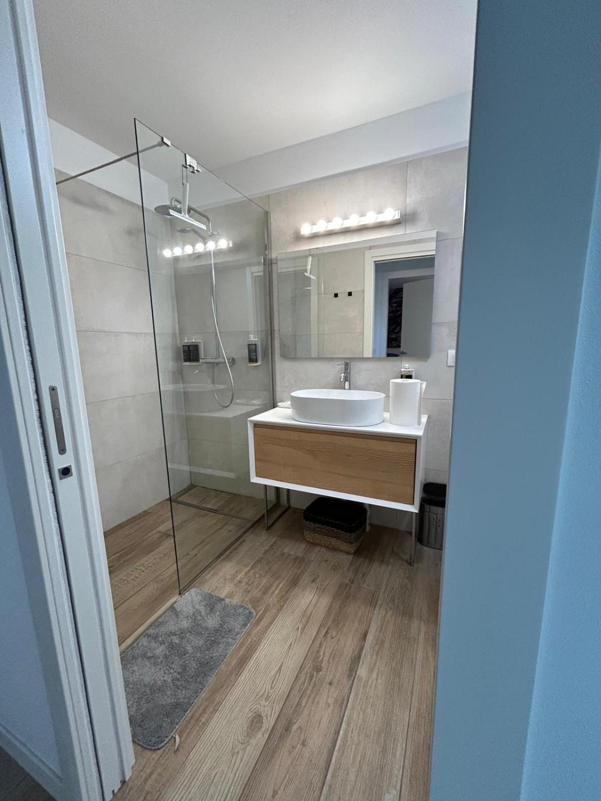Boutique Home Lignano Lignano Sabbiadoro Bagian luar foto